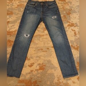 J.crew 770 Stright Med Wash Distressed Jeans 34x33